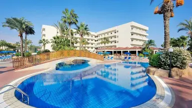 Nissiana Hotel & Bungalows