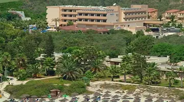 Nissiana Hotel and Bungalows