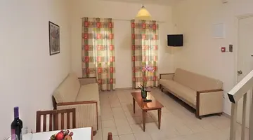 Nissiana Hotel and Bungalows