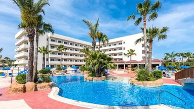 Nissiana Hotel and Bungalows