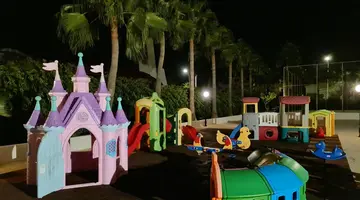 Nissiana Hotel and Bungalows