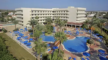 Nissiana Hotel and Bungalows