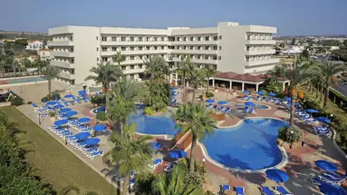 Nissiana Hotel and Bungalows