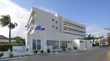 Nissiana Hotel and Bungalows