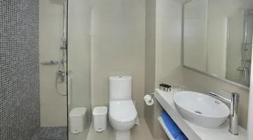 Nissiana Hotel and Bungalows