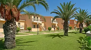 Nissiana Hotel and Bungalows