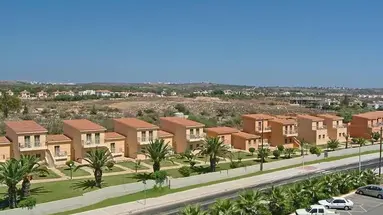 Nissiana Hotel & Bungalows