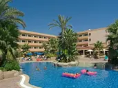 Nissiana Hotel & Bungalows