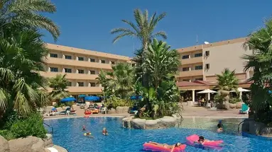 Nissiana Hotel & Bungalows
