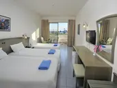 NISSIANA HOTEL & BUNGALOWS