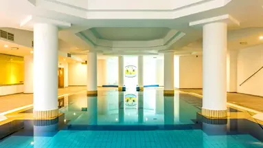 Nissiana Hotel & Bungalows