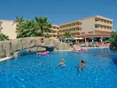 Nissiana Hotel & Bungalows