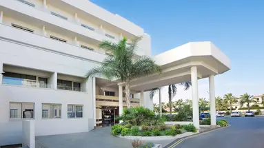 Nissiana Hotel & Bungalows