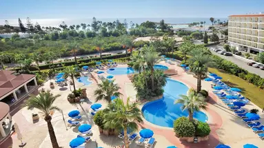 Nissiana Hotel & Bungalows