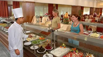 Nissiana Hotel & Bungalows