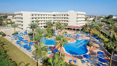 Nissiana Hotel & Bungalows