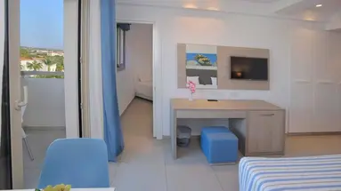 NISSIANA HOTEL & BUNGALOWS