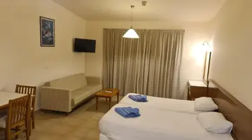 Nissiana Hotel
