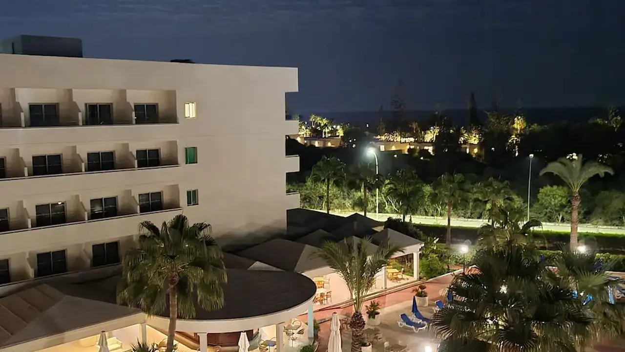 Nissiana Hotel