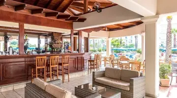Nissiana Hotel