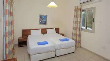 Nissiana Hotel