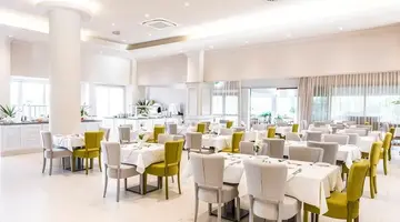 Nissiana Hotel