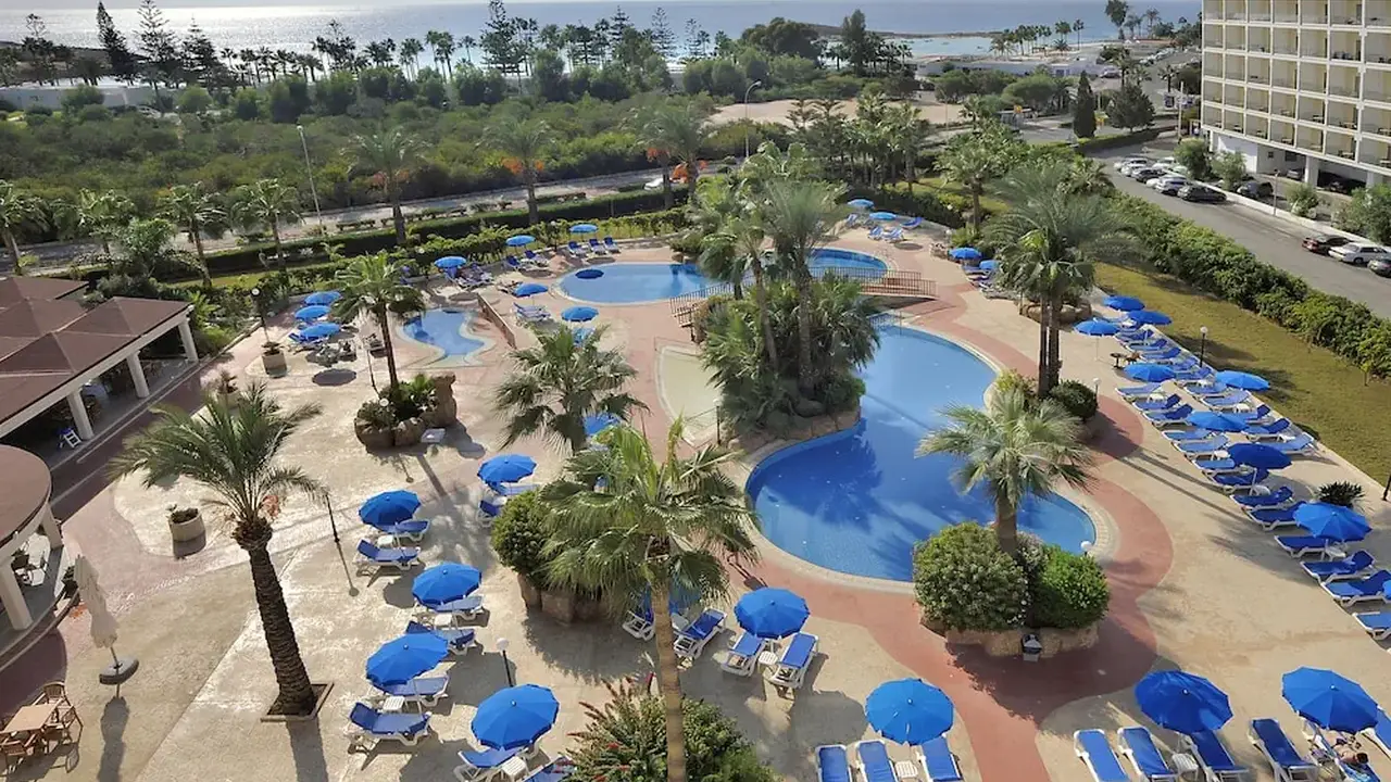 Nissiana Hotel