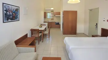 Nissiana Hotel