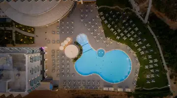 Nissiblu Hotel