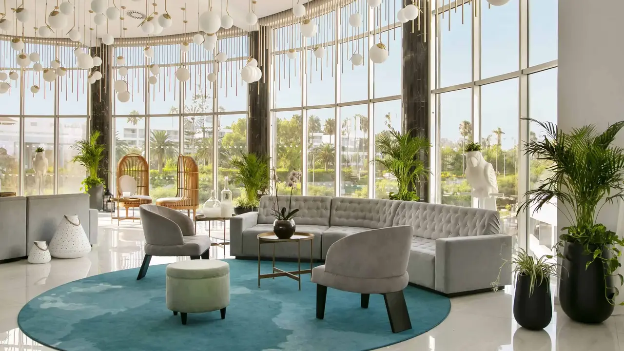 Nissiblu Hotel