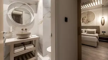 Nissiblu Hotel