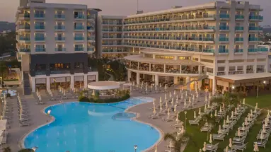 Nissiblu Hotel