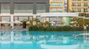 Nissiblu Hotel