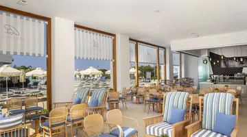 Nissiblu Hotel
