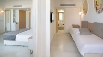 Nissiblu Hotel