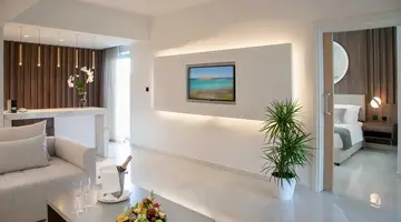 Nissiblu Hotel