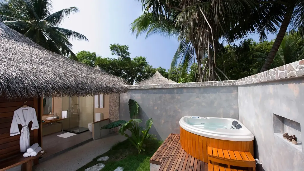 Niva Kuramathi Maldives