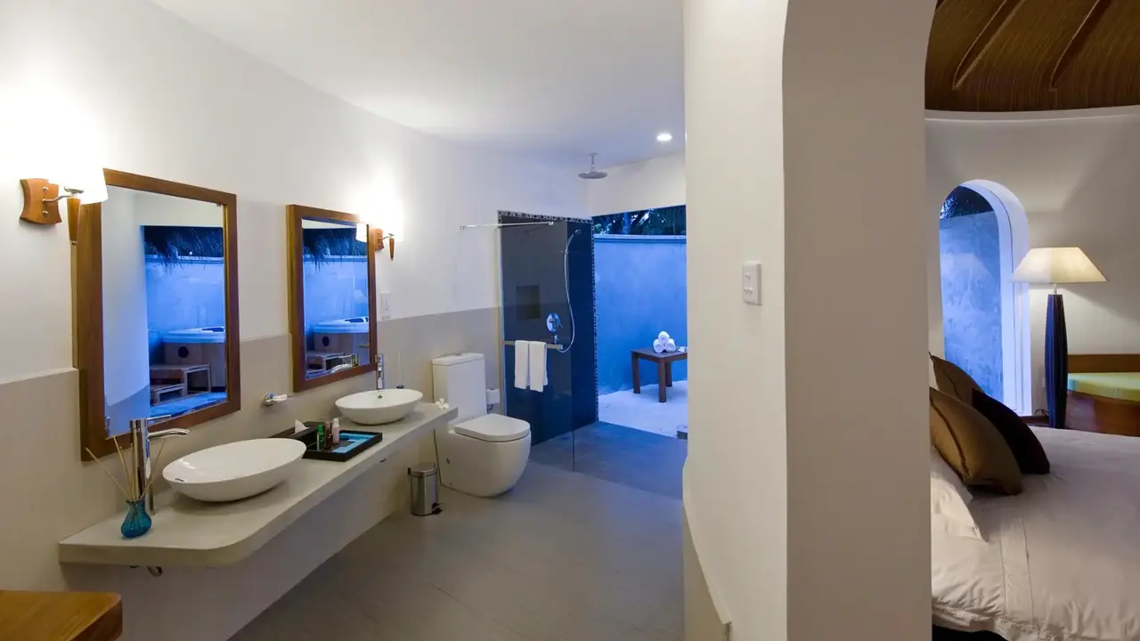 Niva Kuramathi Maldives