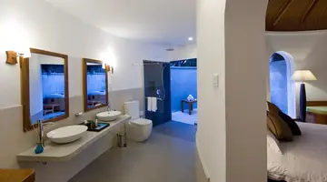 Niva Kuramathi Maldives