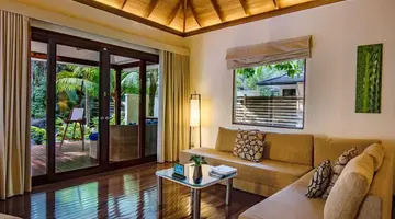 NIVA LABRIZ SEYCHELLES