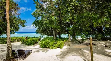 NIVA LABRIZ SEYCHELLES