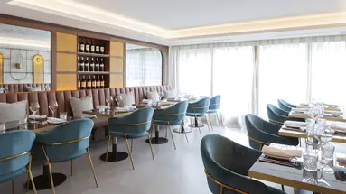 Nivia Born Boutique Hotel