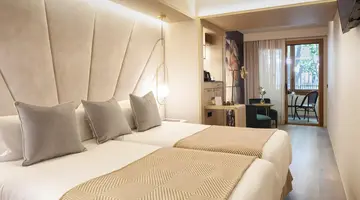 Nivia Born Boutique Hotel