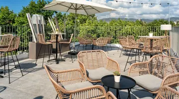 Nivia Born Boutique Hotel