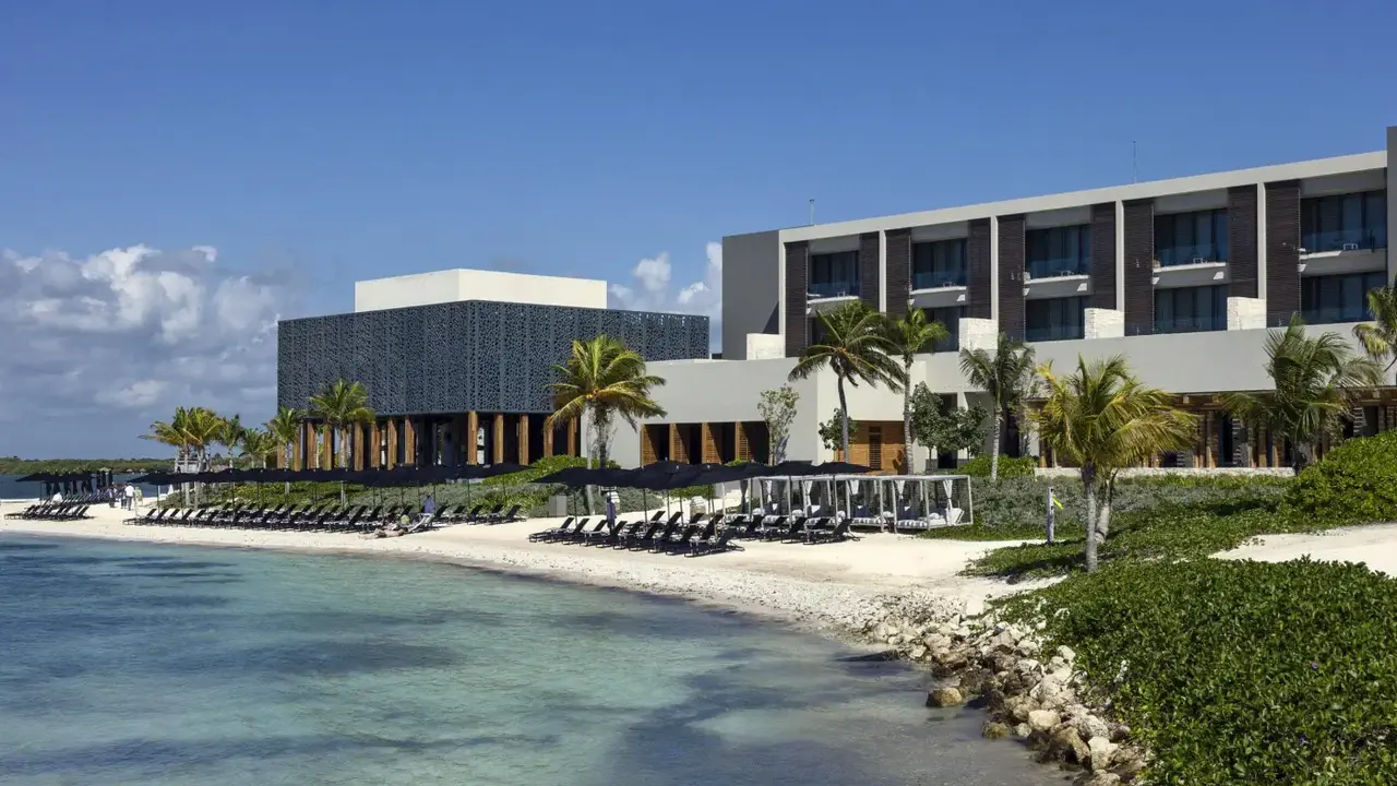 Nizuc Resort & Spa