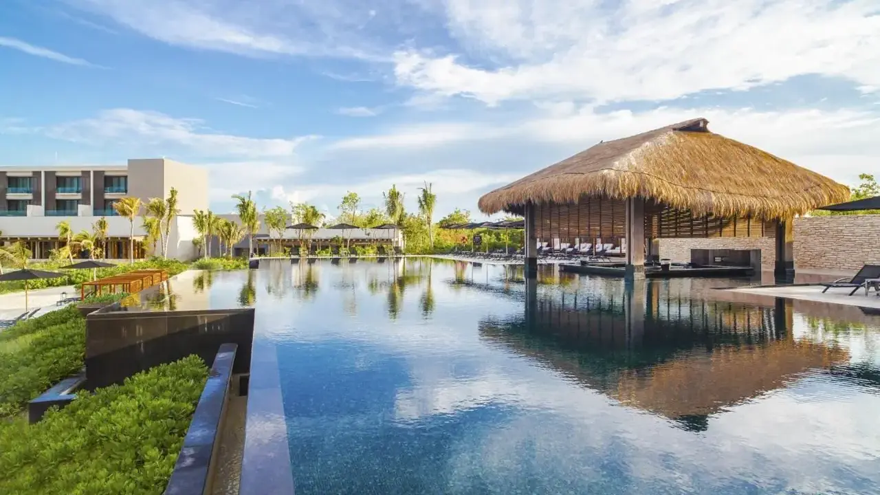 Nizuc Resort & Spa