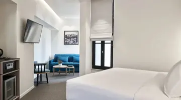 NLH Monastiraki