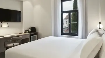 NLH Monastiraki