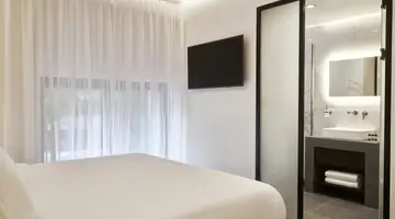 NLH Monastiraki