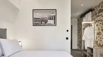 NLH Monastiraki